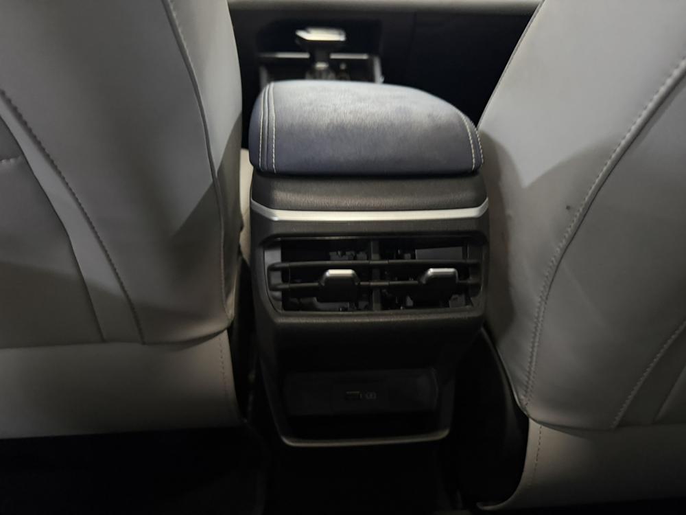 GEELY Emgrand 2022 car image #10