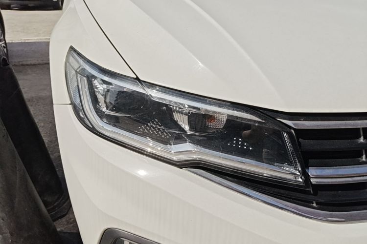 Volkswagen Bora 2021 car image #8