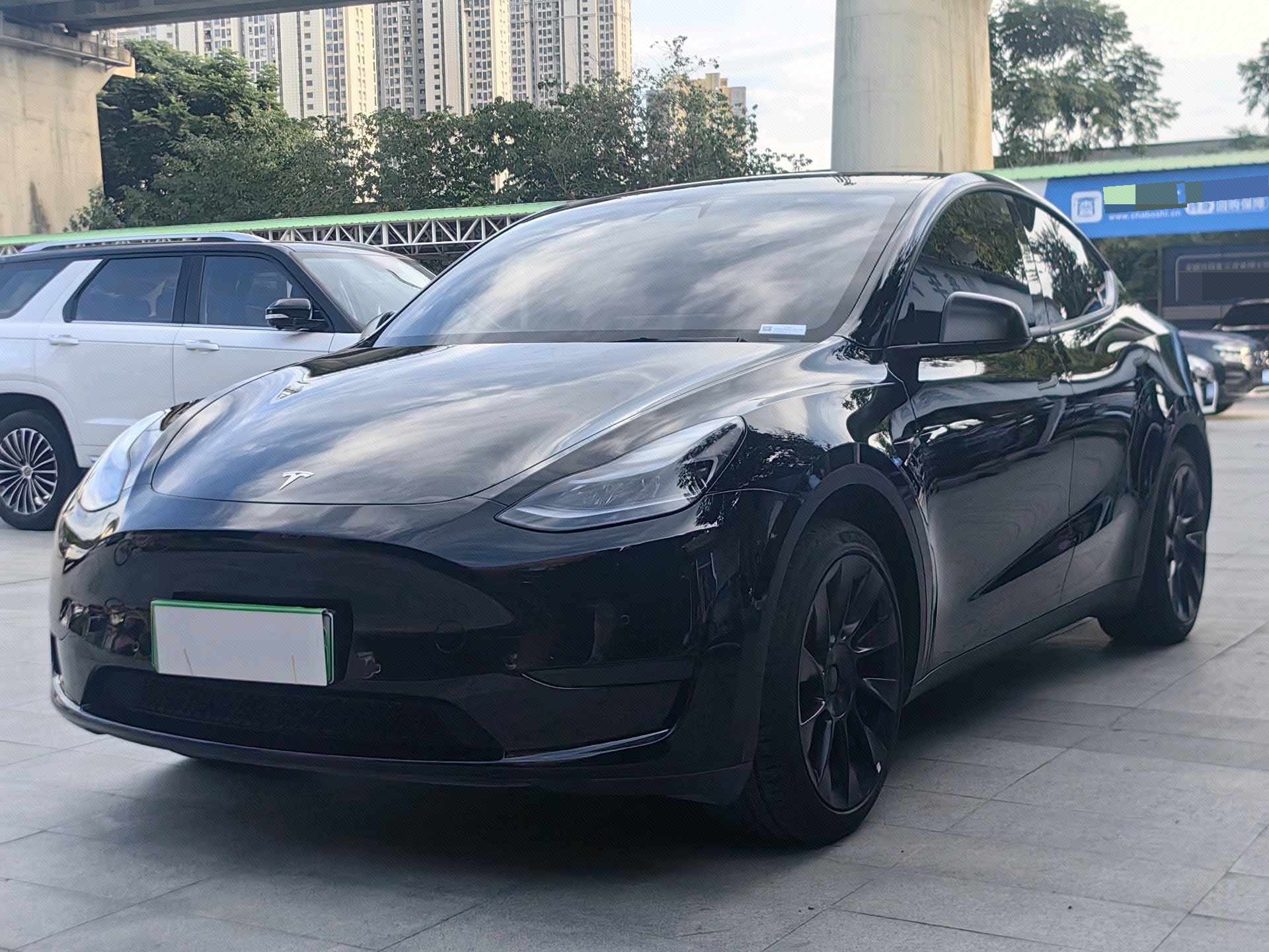 Tesla Model Y 2022 car image 