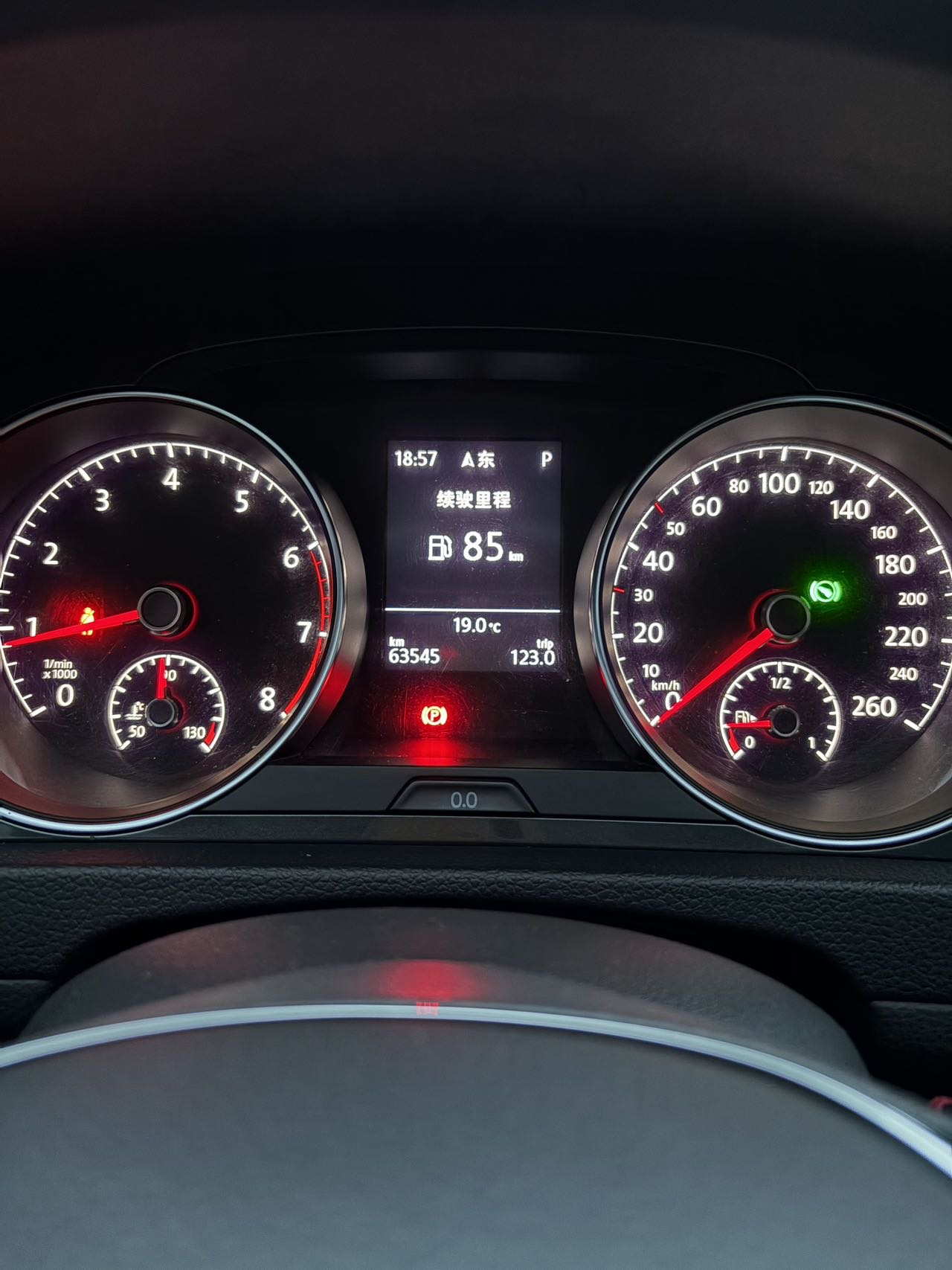 Volkswagen Golf 2019 car image #5