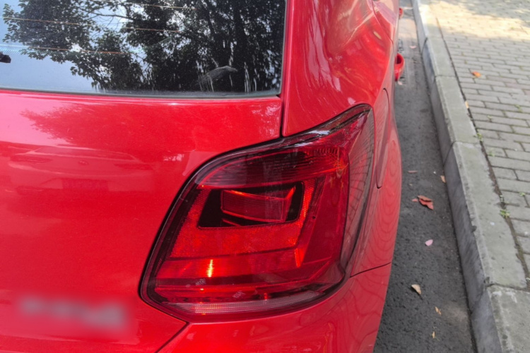 Volkswagen Polo 2018 car image #8