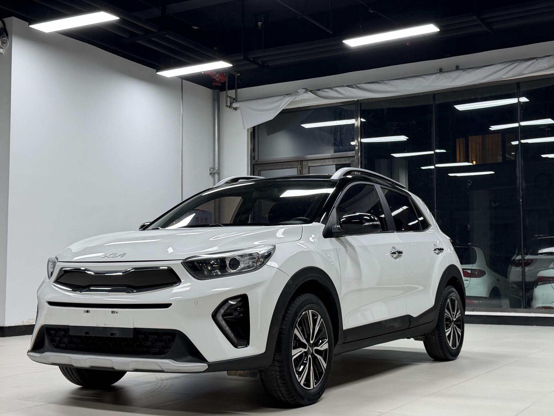 Kia KX1 2021 car image 