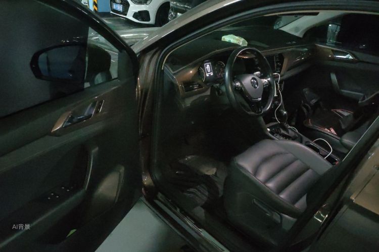 Volkswagen Tharu 2019 #18 Volkswagen Tharu 2019 car image #18