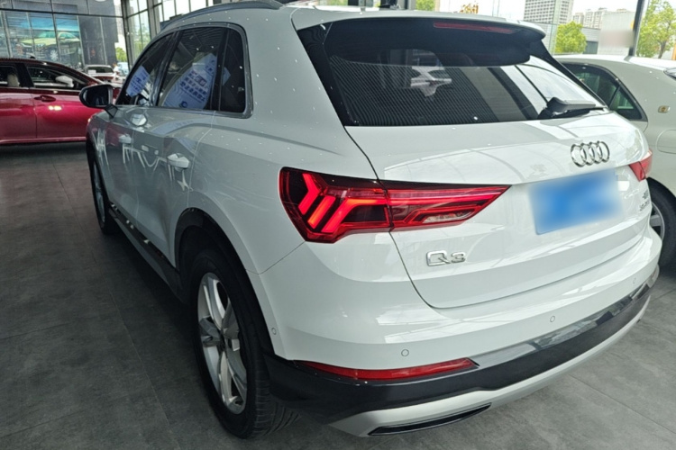 Audi Q3 2023 #7 Audi Q3 2023 car image #7