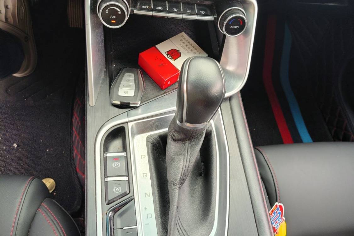 GEELY Binray 2019 car image #27