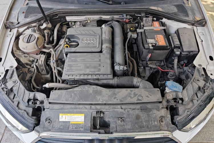 Audi A3 2018 car image #22