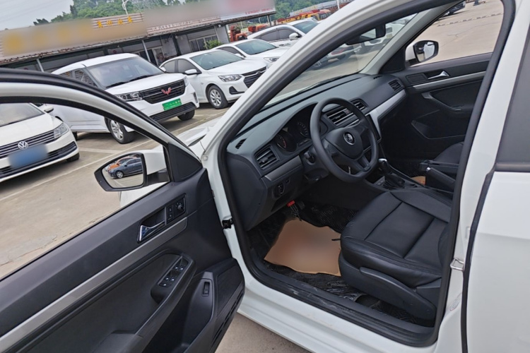 Volkswagen Lavida 2020 car image #16