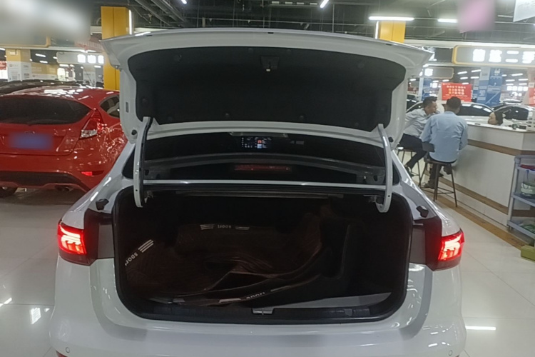 GEELY Emgrand 2024 car image #21