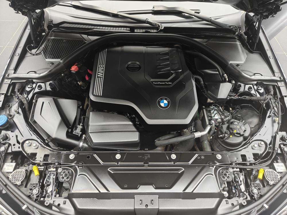 BMW 3 Series 2022 #7 BMW 3 Series 2022 صورة سيارة #7