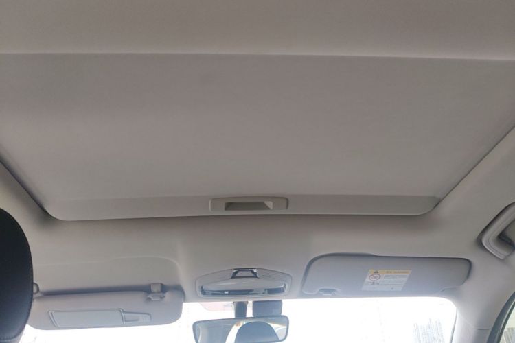 GEELY Emgrand 2023 car image #18