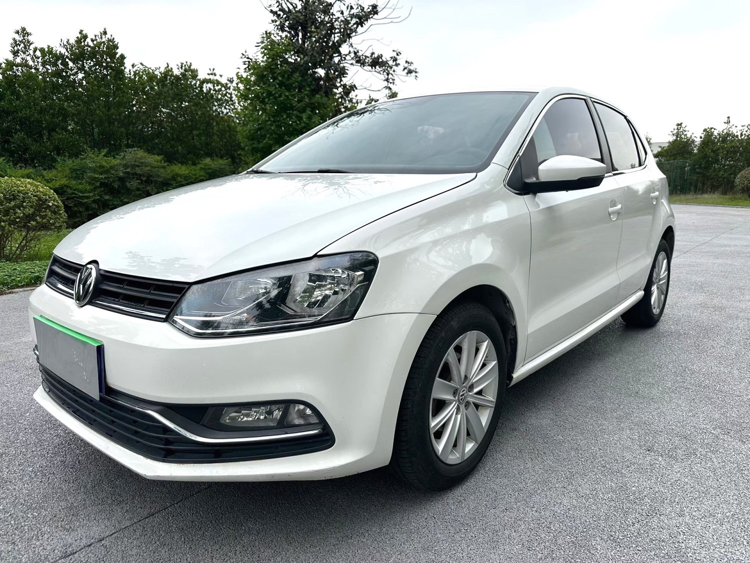 Volkswagen Polo 2013 Volkswagen Polo 2013 car image