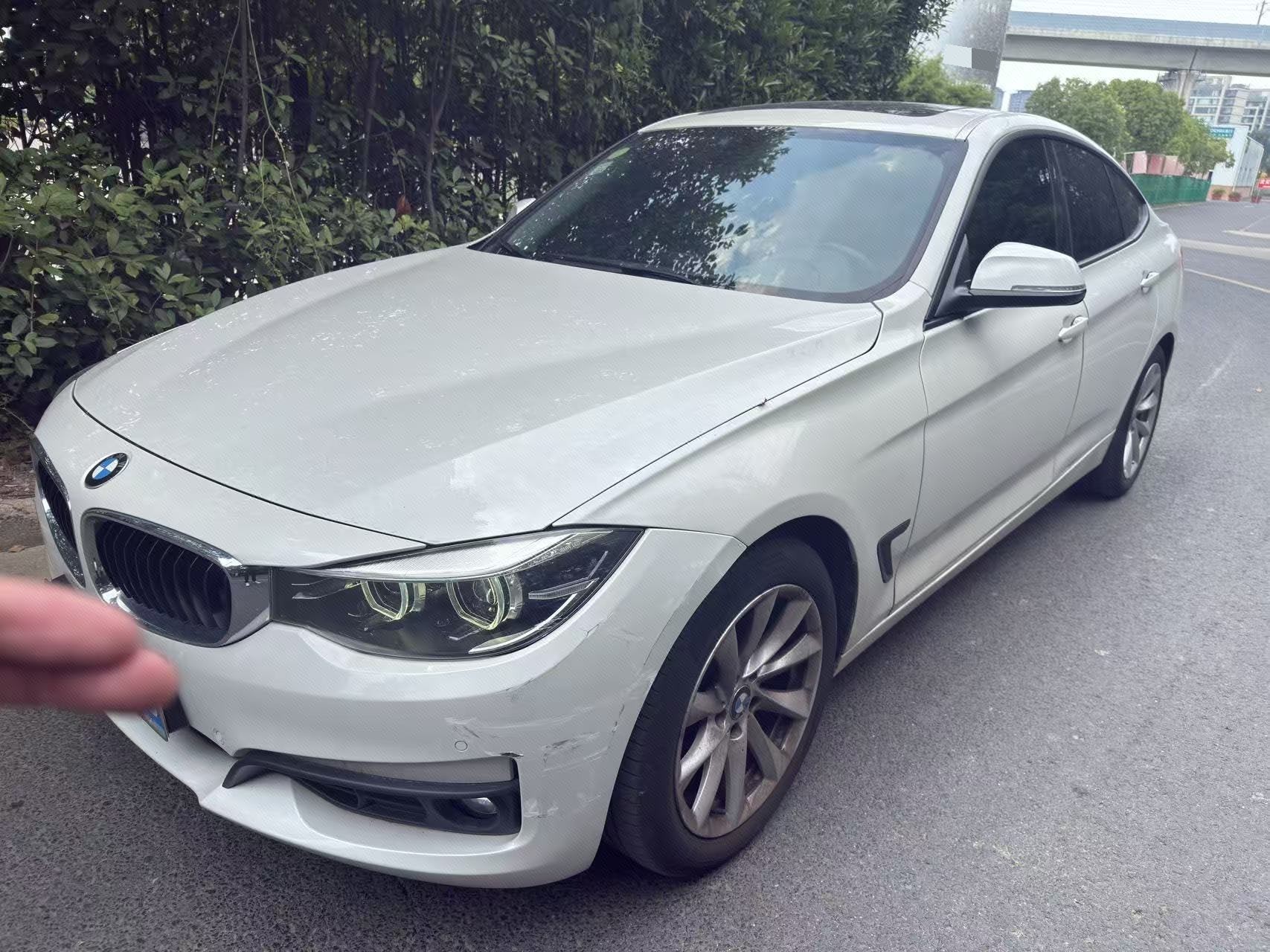 BMW 3 Series GT 2019 BMW 3 Series GT 2019 immagine di auto