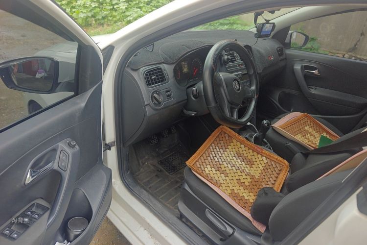 Volkswagen Polo 2016 #18 Volkswagen Polo 2016 car image #18