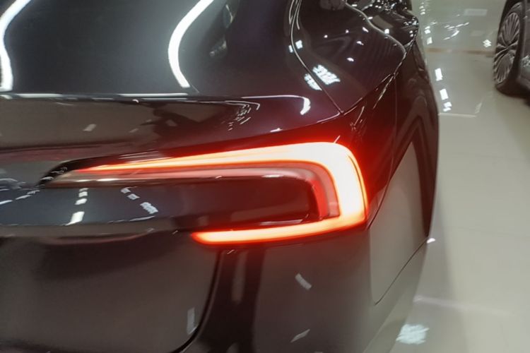 Tesla Model 3 2024 #8 Tesla Model 3 2024 car image #8