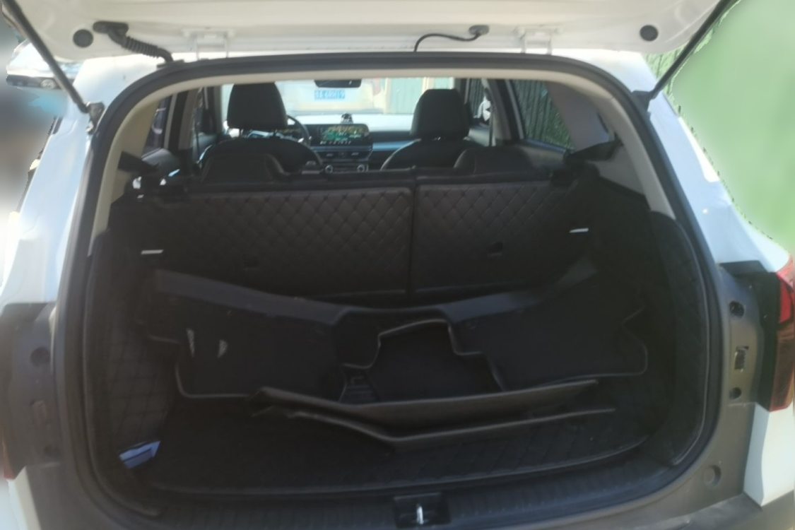 Kia Seltos 2024 car image #8