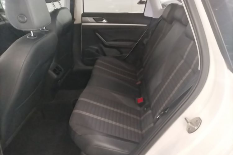 Volkswagen Lavida 2019 car image #17