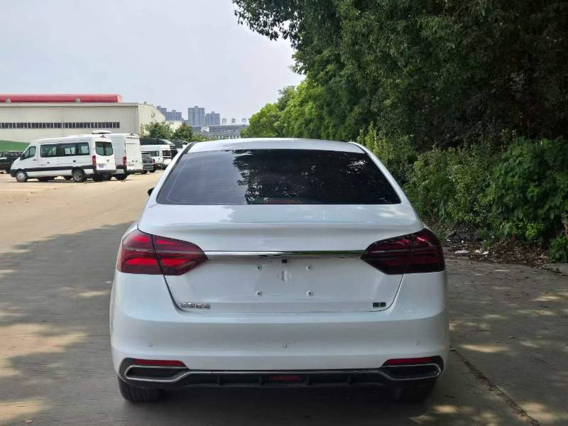 GEELY Emgrand 2019 #4 GEELY Emgrand 2019 car image #4