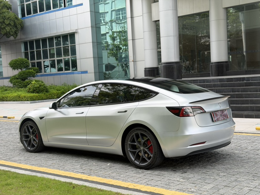 Tesla Model 3 2021 immagine di auto #5