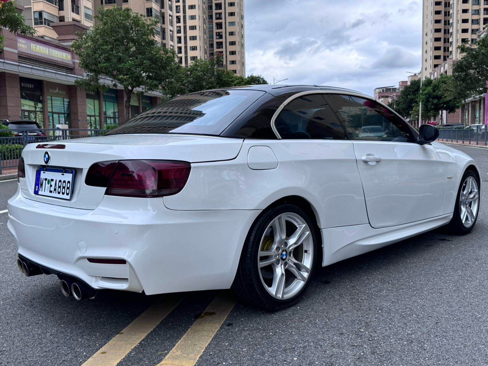 BMW 3 Series (Imported) 2010 car image #2