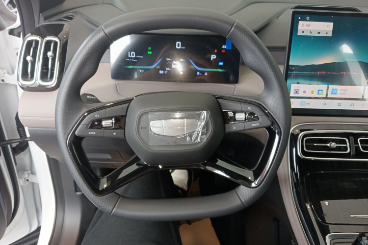 GEELY Boyue L 2026 image de voiture #11