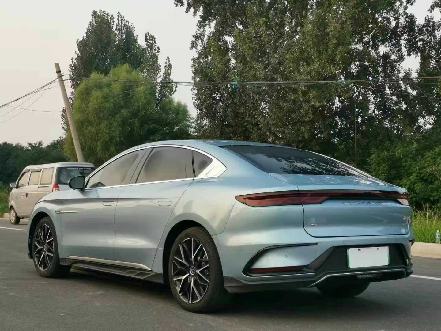 BYD Han 2023 #6 BYD Han 2023 изображение автомобиля #6