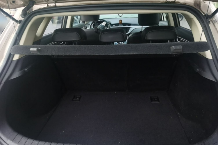 GEELY Emgrand GS 2020 car image #21