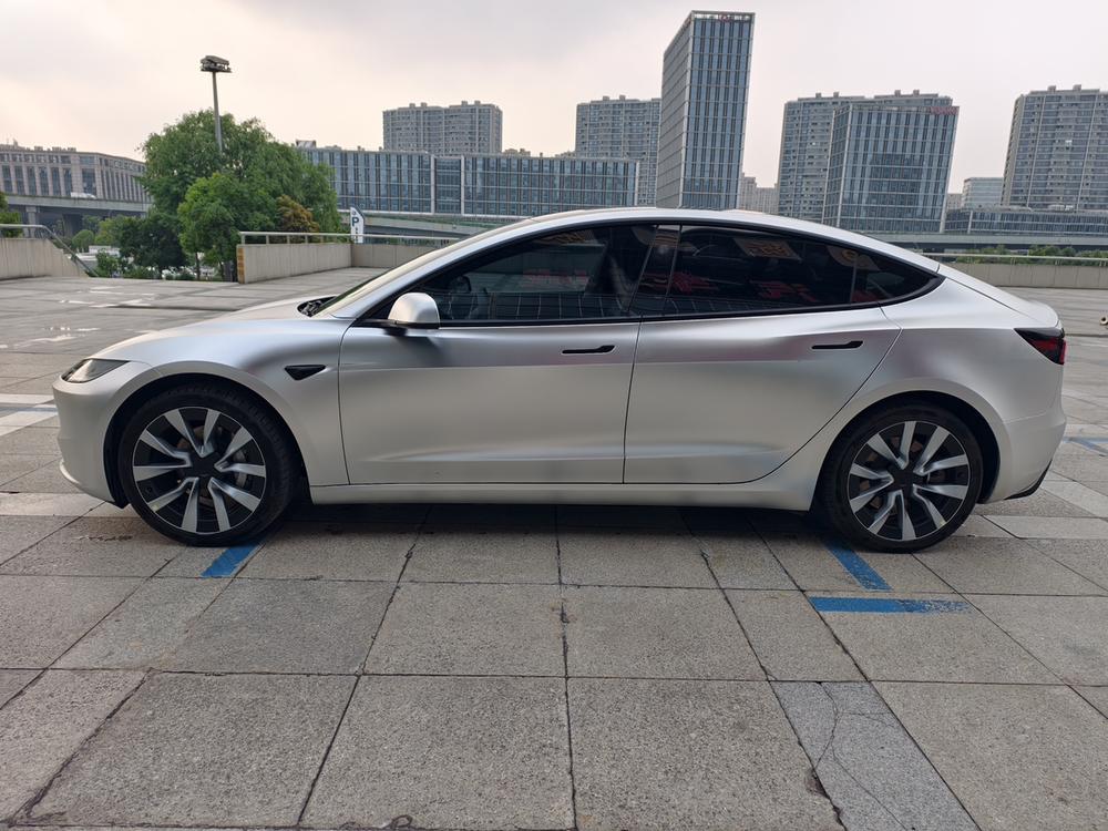 Tesla Model 3 2025 #4 Tesla Model 3 2025 car image #4