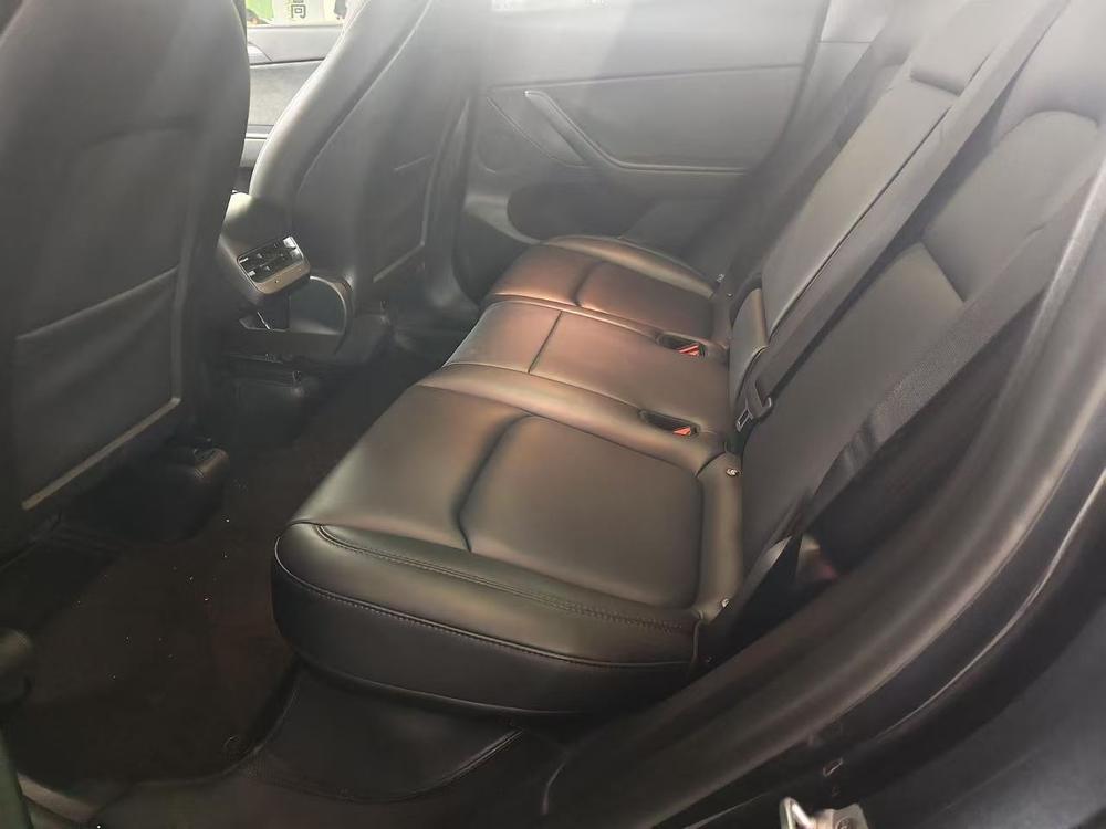 Tesla Model Y 2024 #16 Tesla Model Y 2024 car image #16