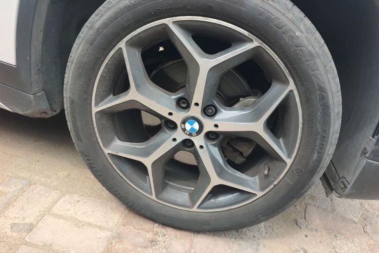 BMW X1 2017 immagine di auto #9