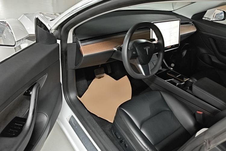 Tesla Model 3 2020 #16 Tesla Model 3 2020 car image #16