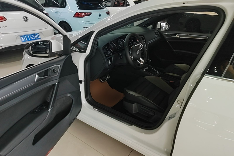 Volkswagen Golf 2017 #12 Volkswagen Golf 2017 car image #12