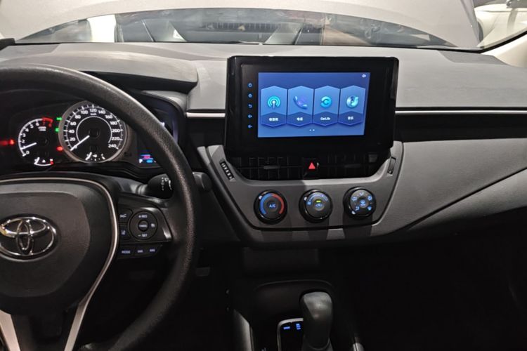 Toyota Corolla 2021 car image #17