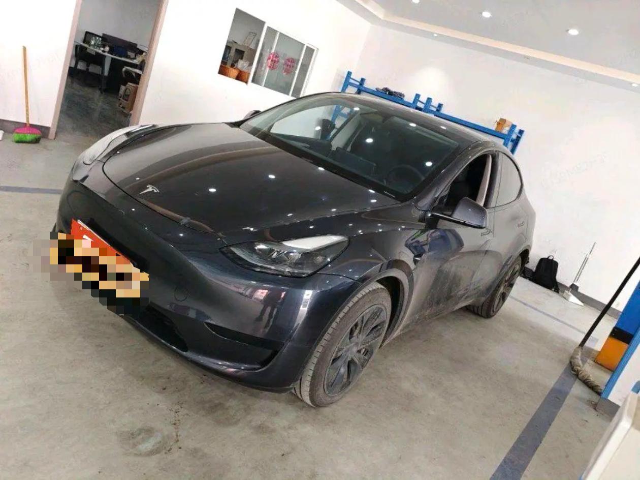 Tesla Model Y 2024 Tesla Model Y 2024 car image