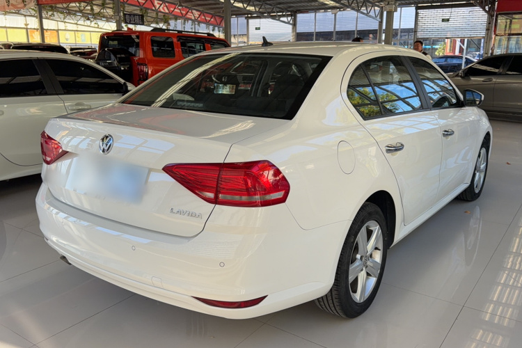 Volkswagen Lavida 2017 #5 Volkswagen Lavida 2017 car image #5
