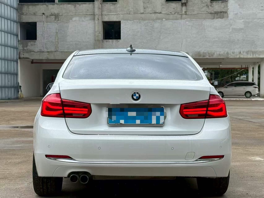 BMW 3 Series 2017 #8 BMW 3 Series 2017 car image #8