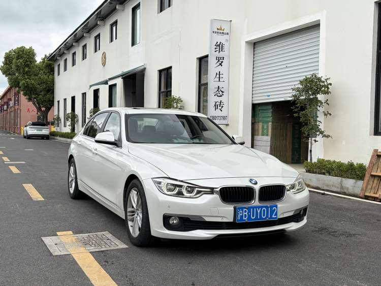 BMW 3 Series 2017 #3 BMW 3 Series 2017 car image #3