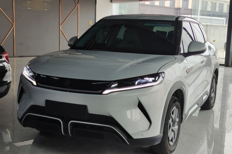 BYD YuanUP 2024 car image #2