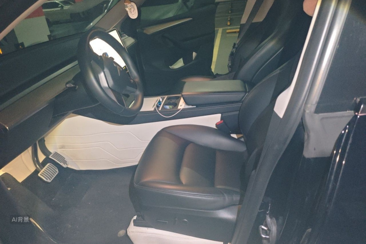 Tesla Model Y 2023 #17 Tesla Model Y 2023 car image #17