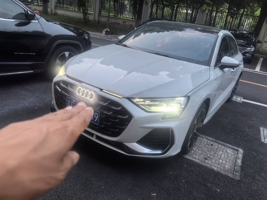 2024 2024 immagine di auto