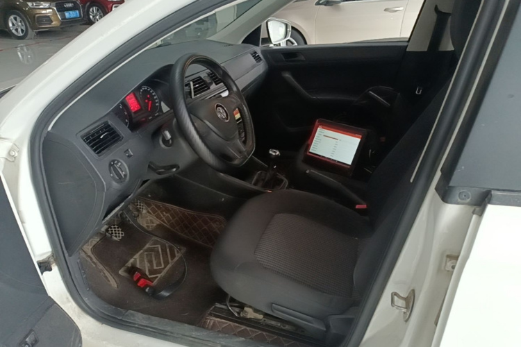 Volkswagen Santana 2018 car image #15