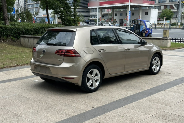Volkswagen Golf 2017 #3 Volkswagen Golf 2017 car image #3