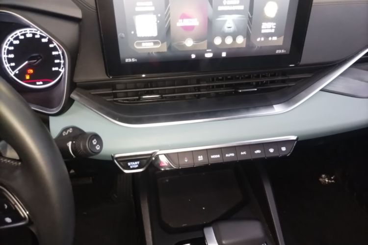 GEELY Emgrand S 2022 immagine di auto #13