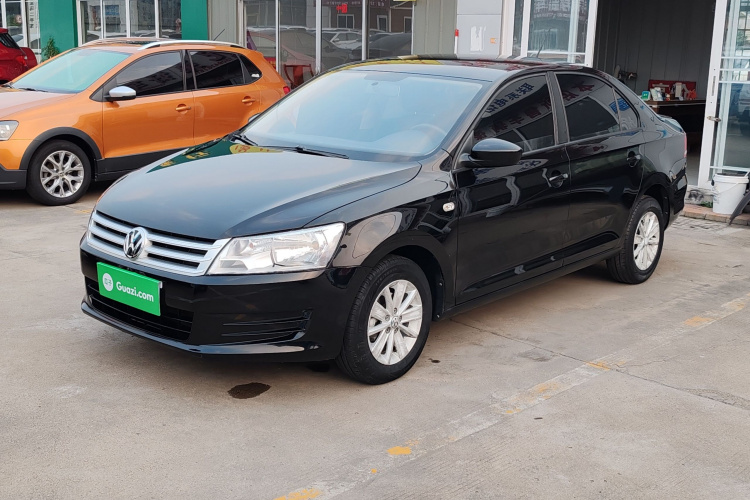 Volkswagen Santana 2016 car image #2