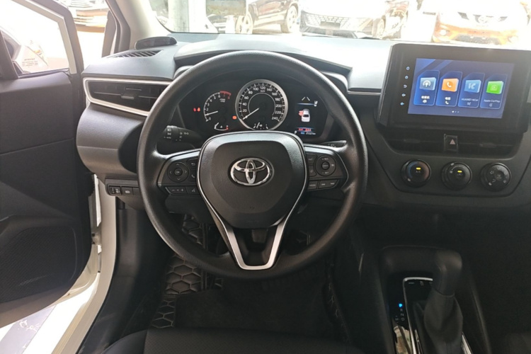 Toyota Corolla 2025 car image #11