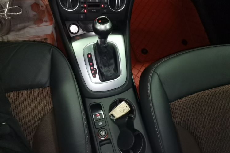 Audi Q3 2017 #14 Audi Q3 2017 car image #14