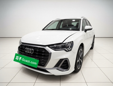 Audi Q3 2022 Audi Q3 2022 immagine di auto