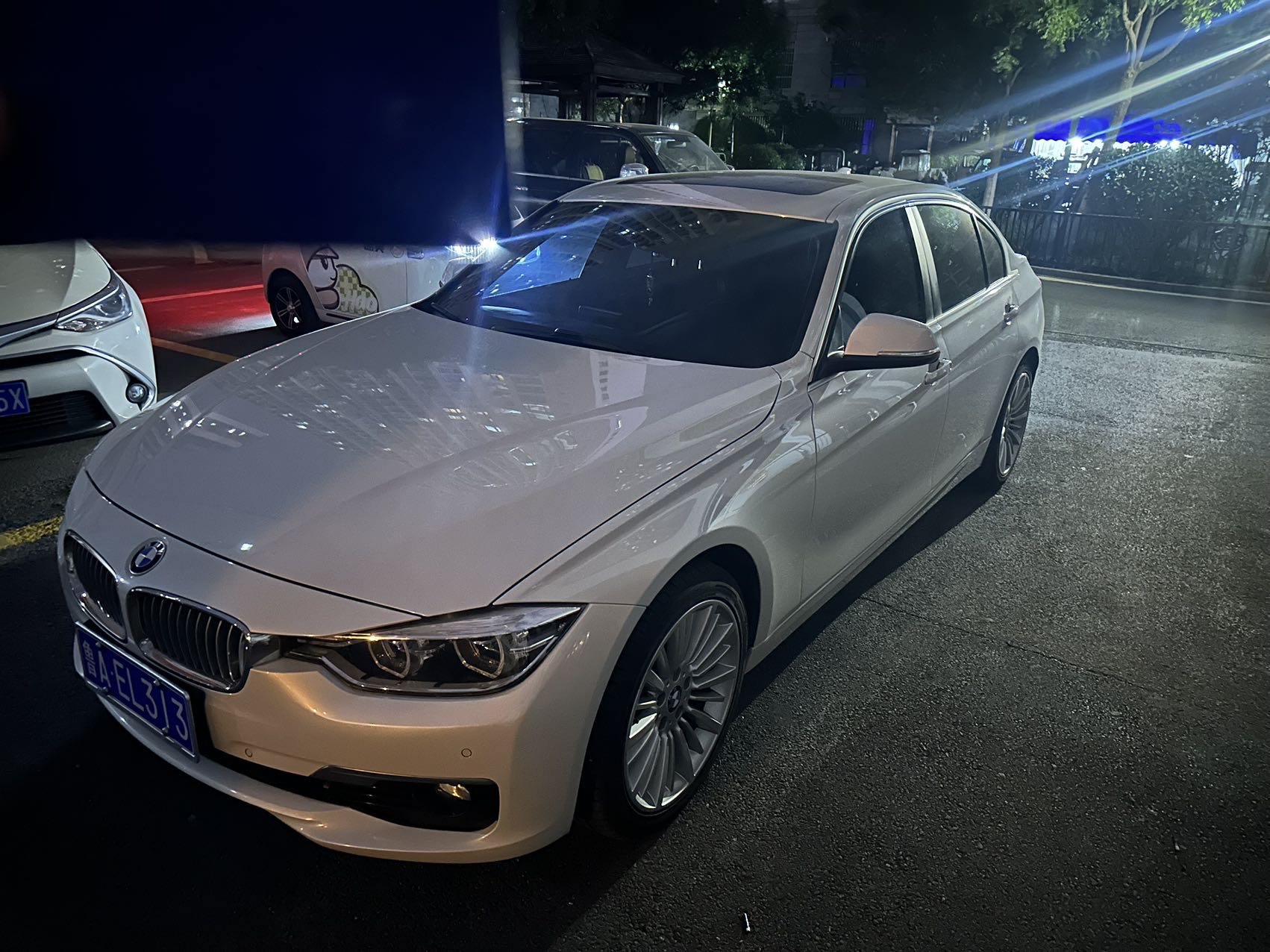 BMW 3 Series 2018 car image 