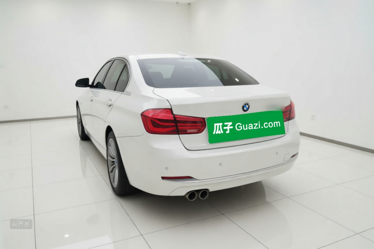 BMW 3 Series 2018 car image #5