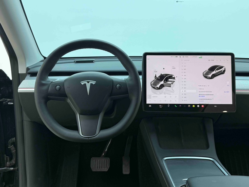 Tesla Model Y 2024 #9 Tesla Model Y 2024 car image #9