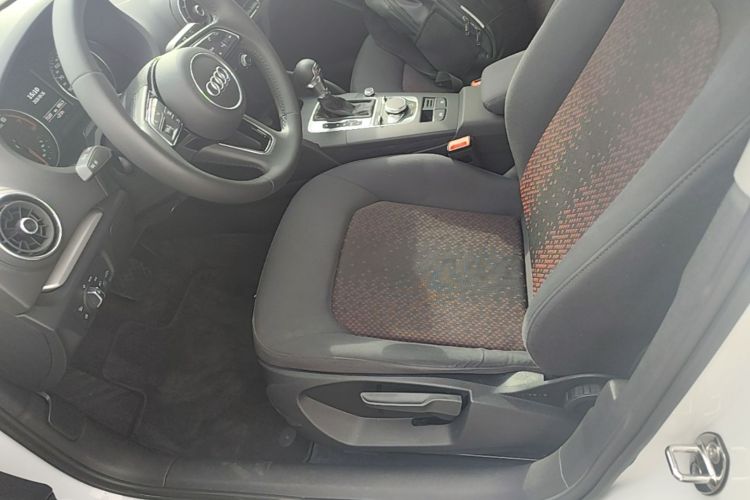 Audi A3 2019 car image #15